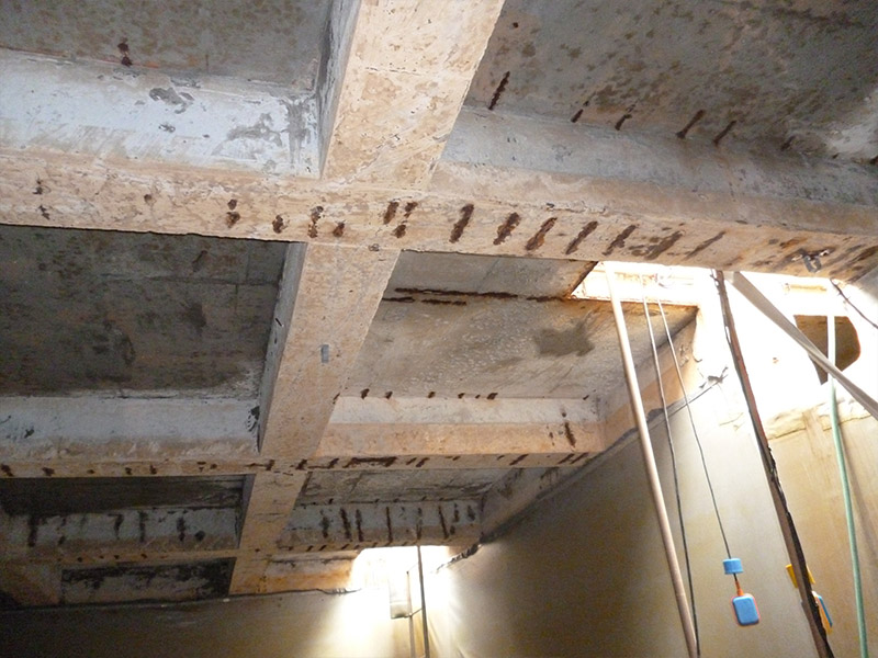 Case – Laje nervurada de reservatório enterrado